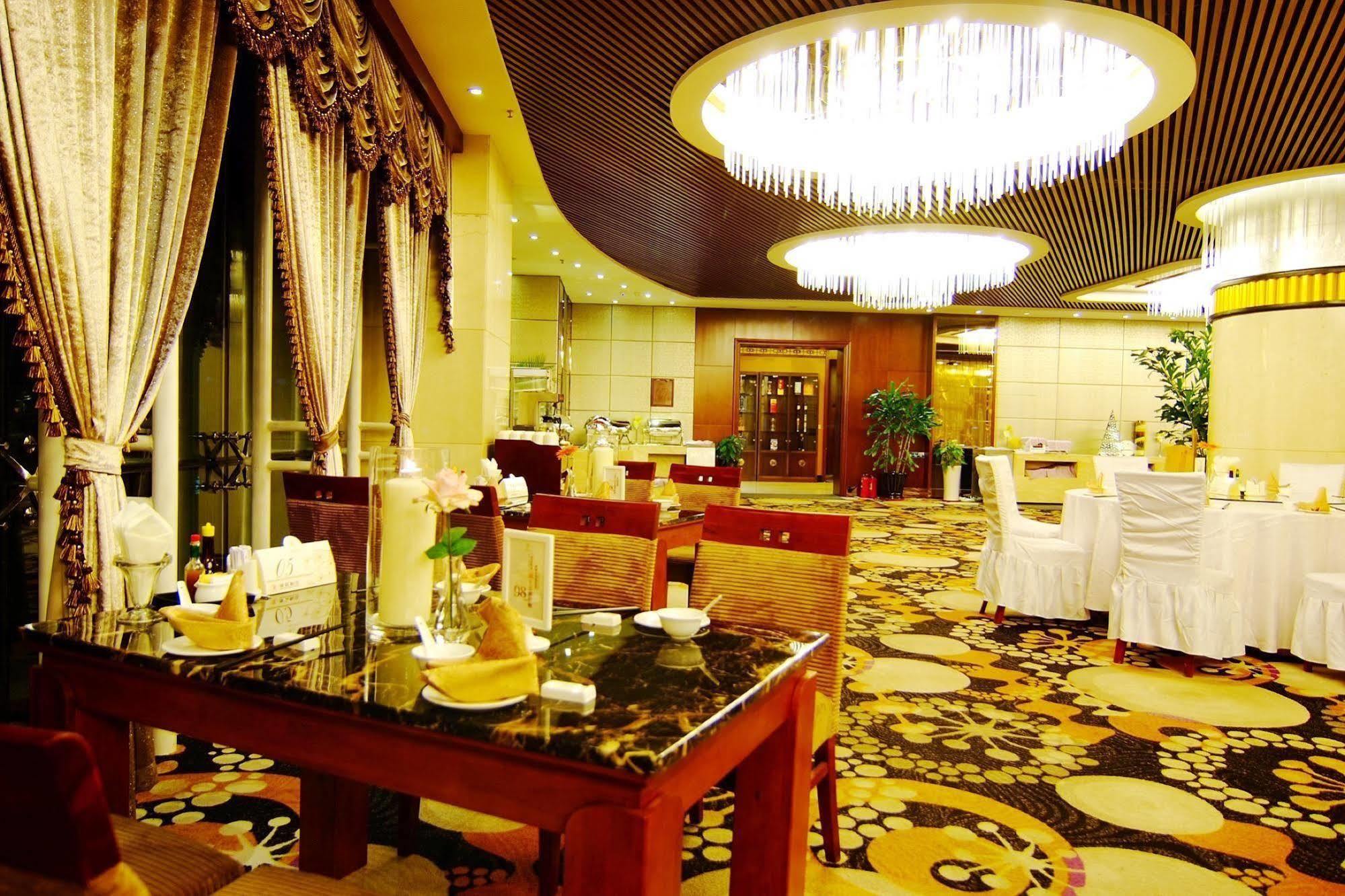 The Royal Fortune Hotel Шънян Екстериор снимка